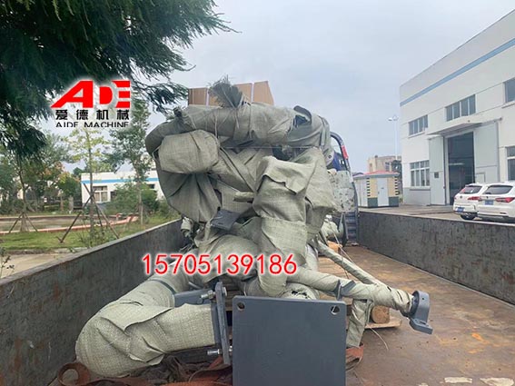 下装鹤管